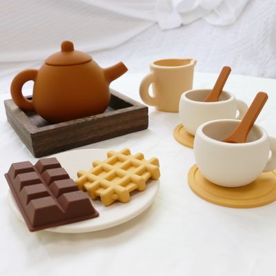 পেইসেন কারখানা নতুন আগমন 17 টুকরা 11pcs সেট বাচ্চাদের দুপুরের চা সিলিকন শিশুর খেলনা চা পাত্র সেট